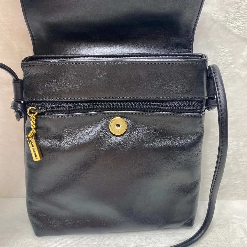 Giani Bernini Black Leather‎ Crossbody Bag Small Shoulder Purse Lovely